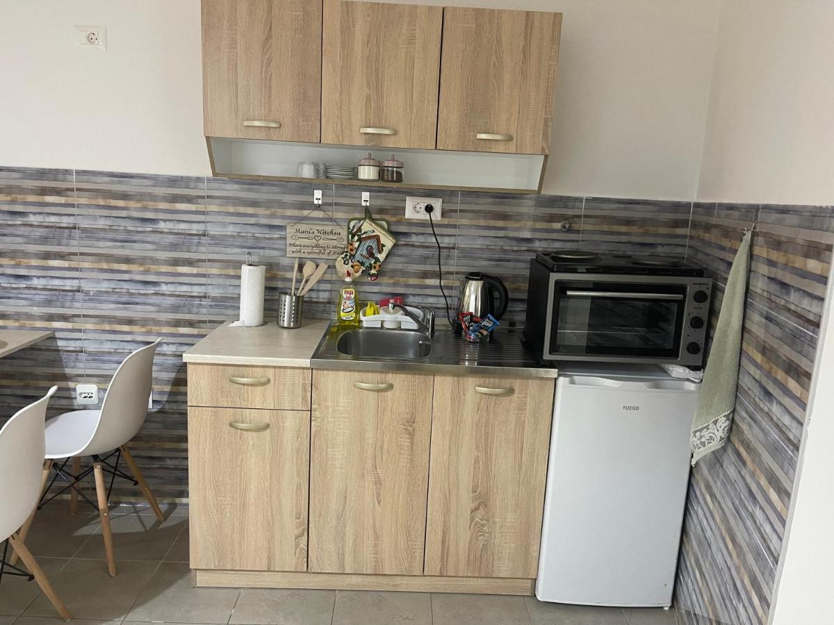 R&B Apartment City Center Ohrid Buitenkant foto